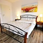 Hedonistra Apartamento