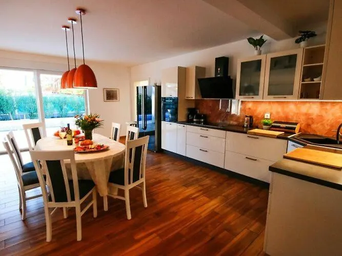 Hedonistra * Mednjan